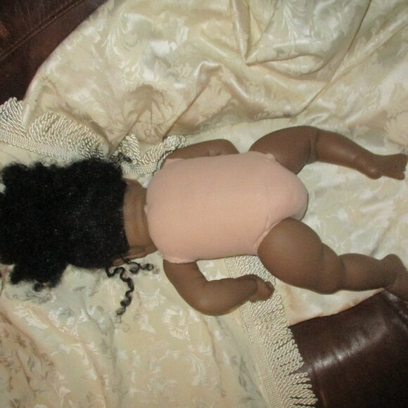 HOOMAI Lifelike Reborn Baby Dolls with Soft Body African American Realistic Girl - Picture 8 of 9